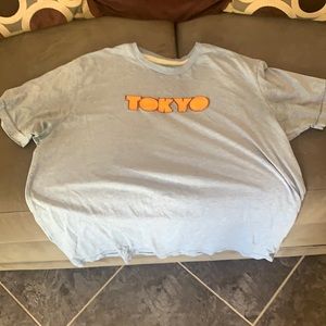 Old navy blue XL short sleeved tee shirt